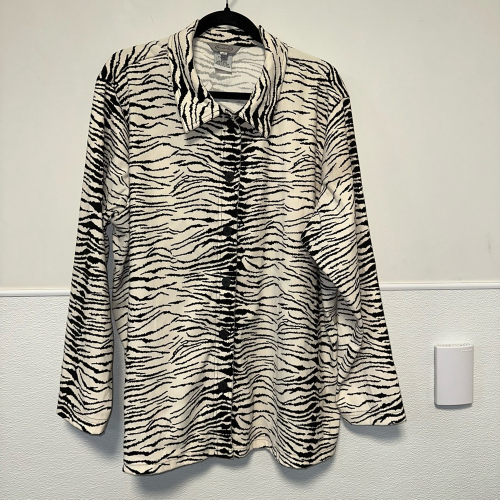 Women's Stonebridge Button-Up Light Jacket 2X White Black Animal Print Stripes